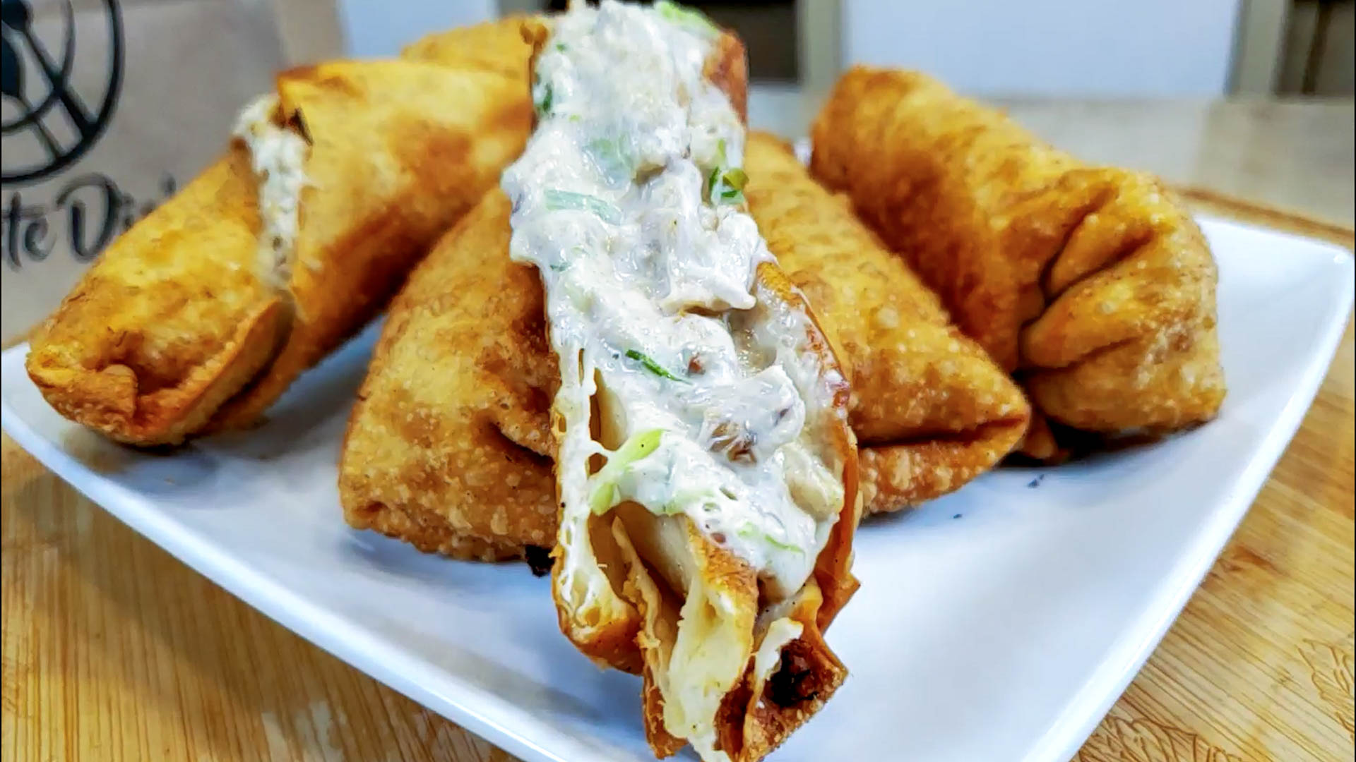 Crab Rangoon Egg Rolls – TasteDis