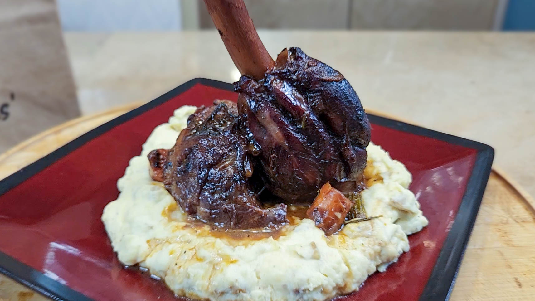 Braised Lamb Shanks – TasteDis